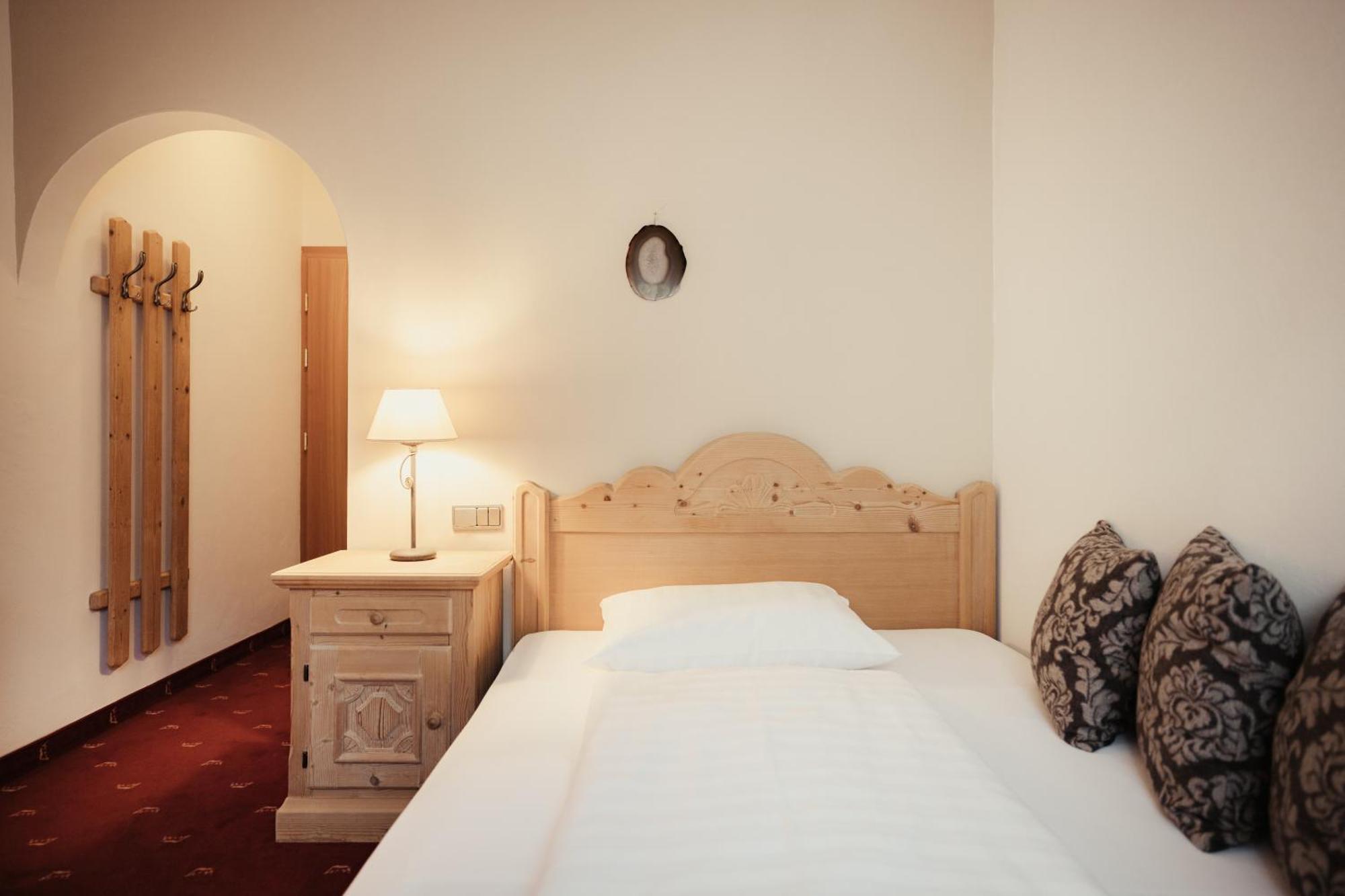 Kristallhotel Corona-Krone San Vigilio Di Marebbe Exterior photo